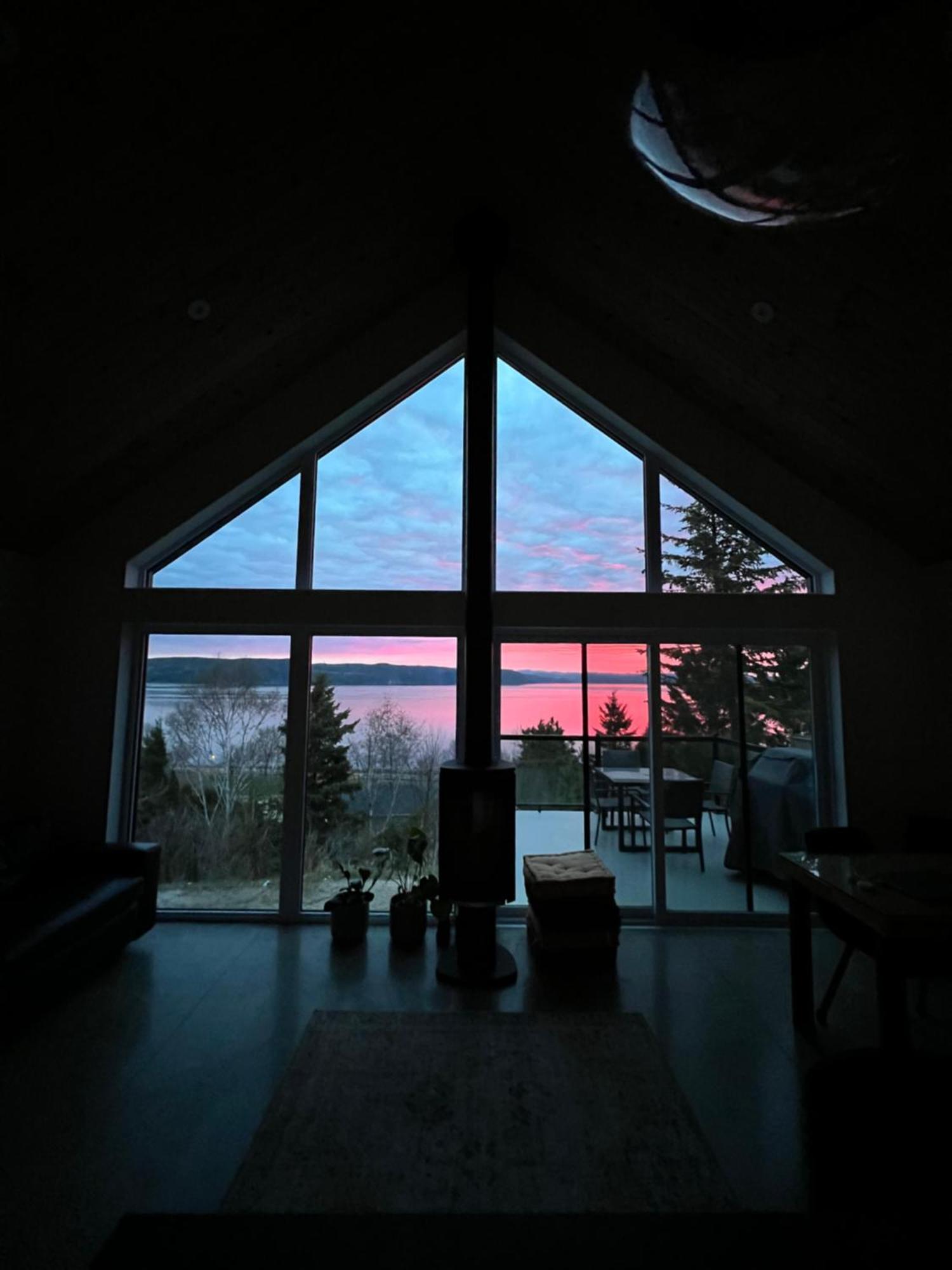 Magical Loft : Breathtaking View & Cozy Fireplace Сагеней Экстерьер фото